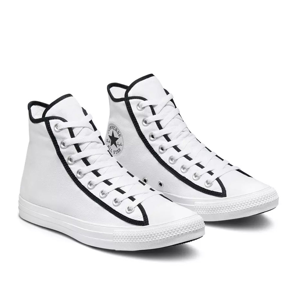 120002-converse-171385cwhiteblack1p_8779ac82-a3a5-481e-8e2b-ca8fa63660f4.jpg