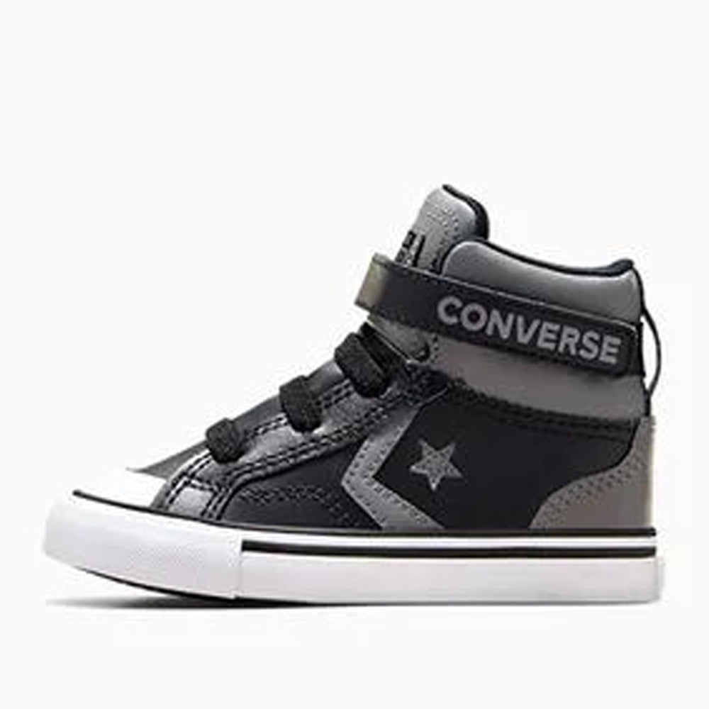 420002-converse-a09330cs-b-w1p_b813093e-715e-4ec7-b504-0ac6d0e7d3a5.jpg
