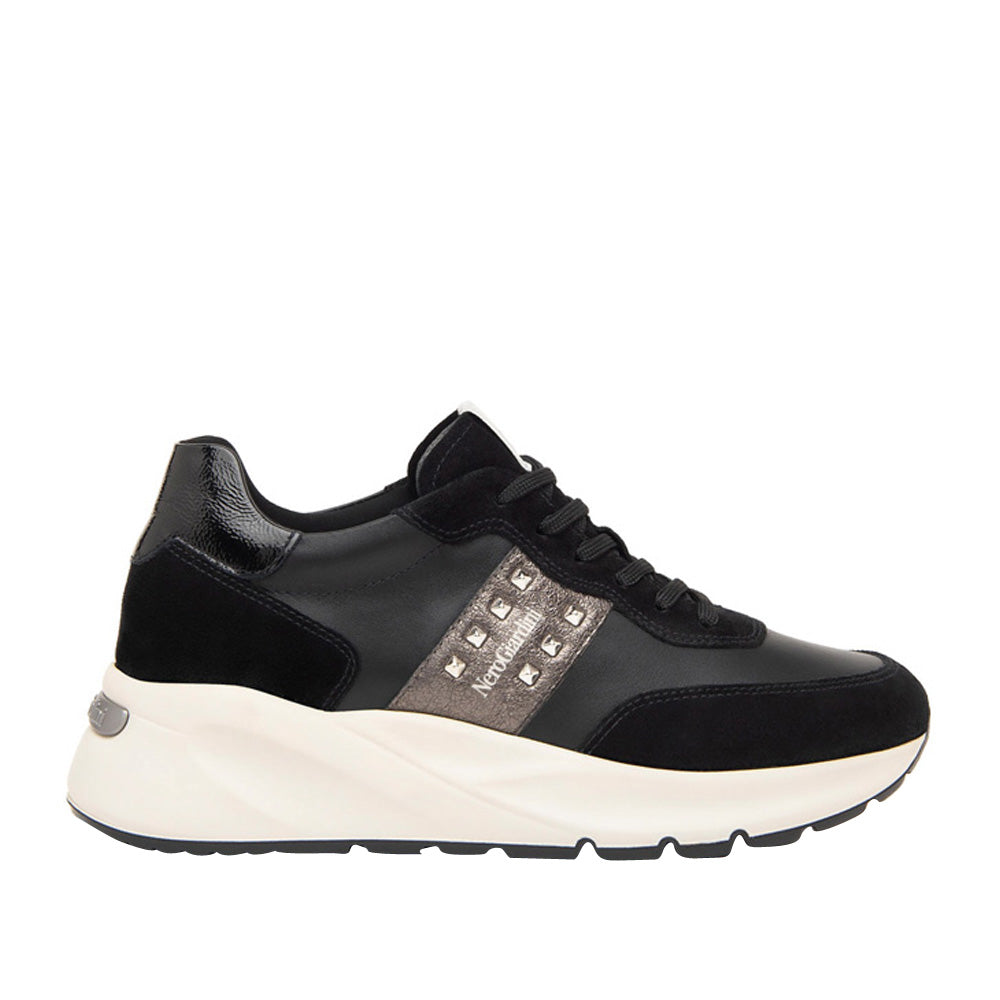 420002-nero-giardini-i411520d100_bc62ccf7-fa01-4225-a5fe-94d586037501.jpg