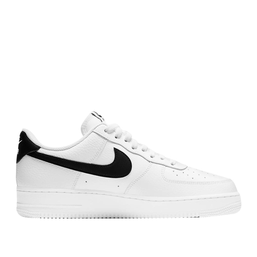 420002-nike-ct2302100_a5d12215-5adb-4fb6-864a-2b0ae53af7f6.jpg