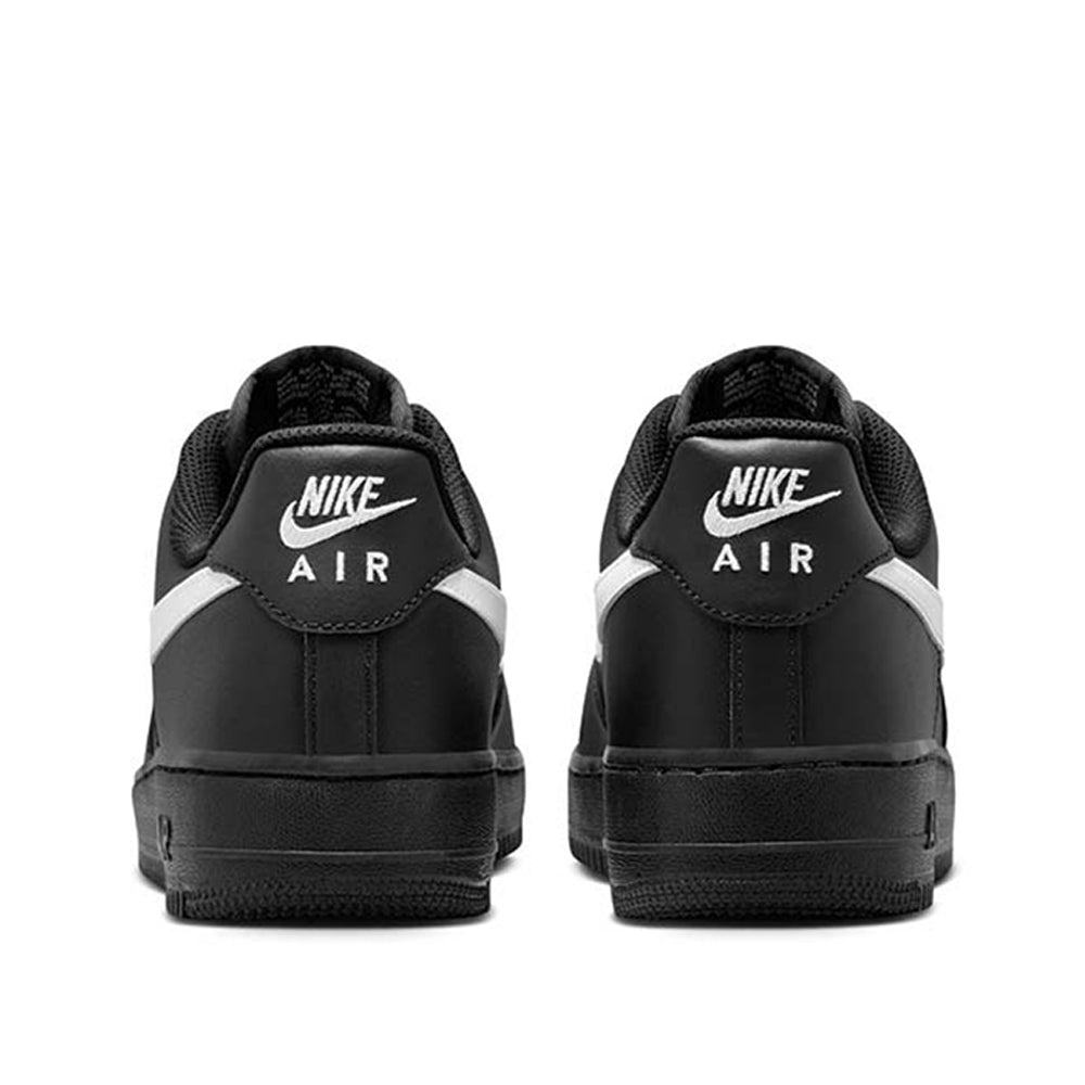 Sneakers Nike Air Force 1 07 Uomo - Nero