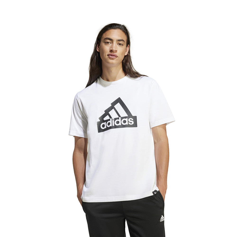 520001-adidas-iw2634white1p_a4b74a4b-1083-4aa1-89c2-ef13a48cec74.jpg