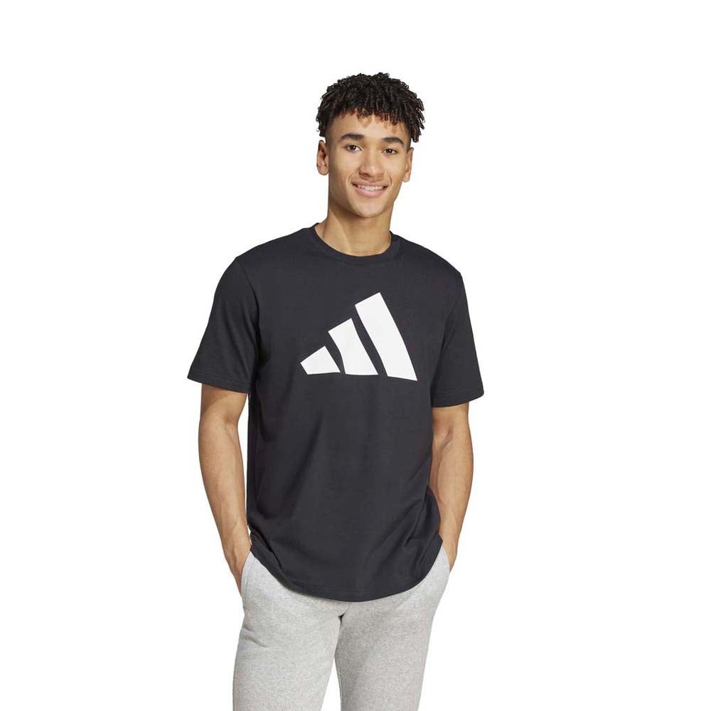 520001-adidas-iy8583black1p_ddbdcf95-f0db-4051-a485-253dc4ce3caf.jpg
