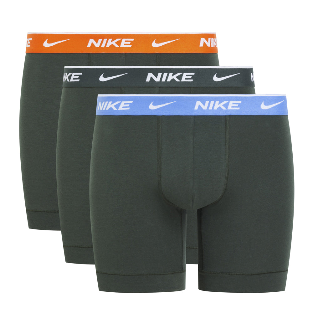 520003-nike-0000ke1007669_6296bde4-2e82-4ecf-91ec-3b7ee0c56033.jpg