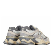 Sneakers New Balance 9060 Uomo - Beige